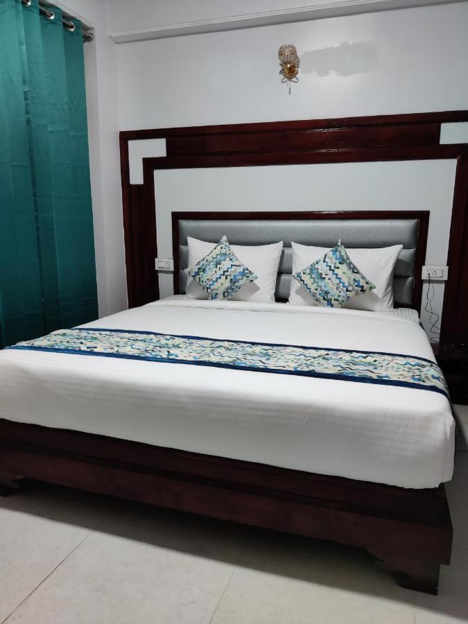 Golden Oak Bed & Breakfast Shimla Ngoại thất bức ảnh